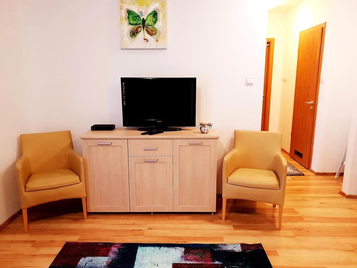 Vagabond Apartman 미슈콜츠 외부 사진