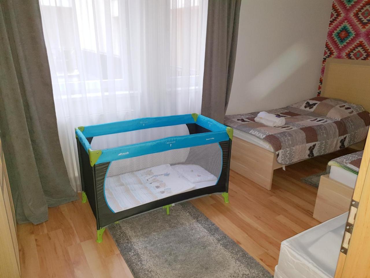 Vagabond Apartman 미슈콜츠 외부 사진